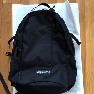 supreme ss18 backpack fake
